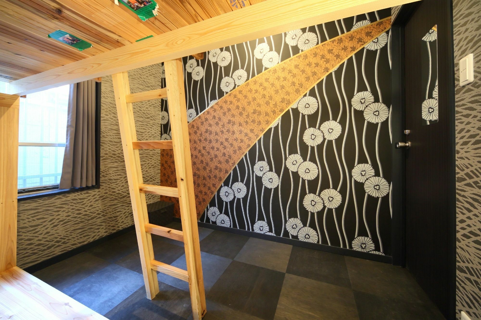 Albergue Ikidane House *